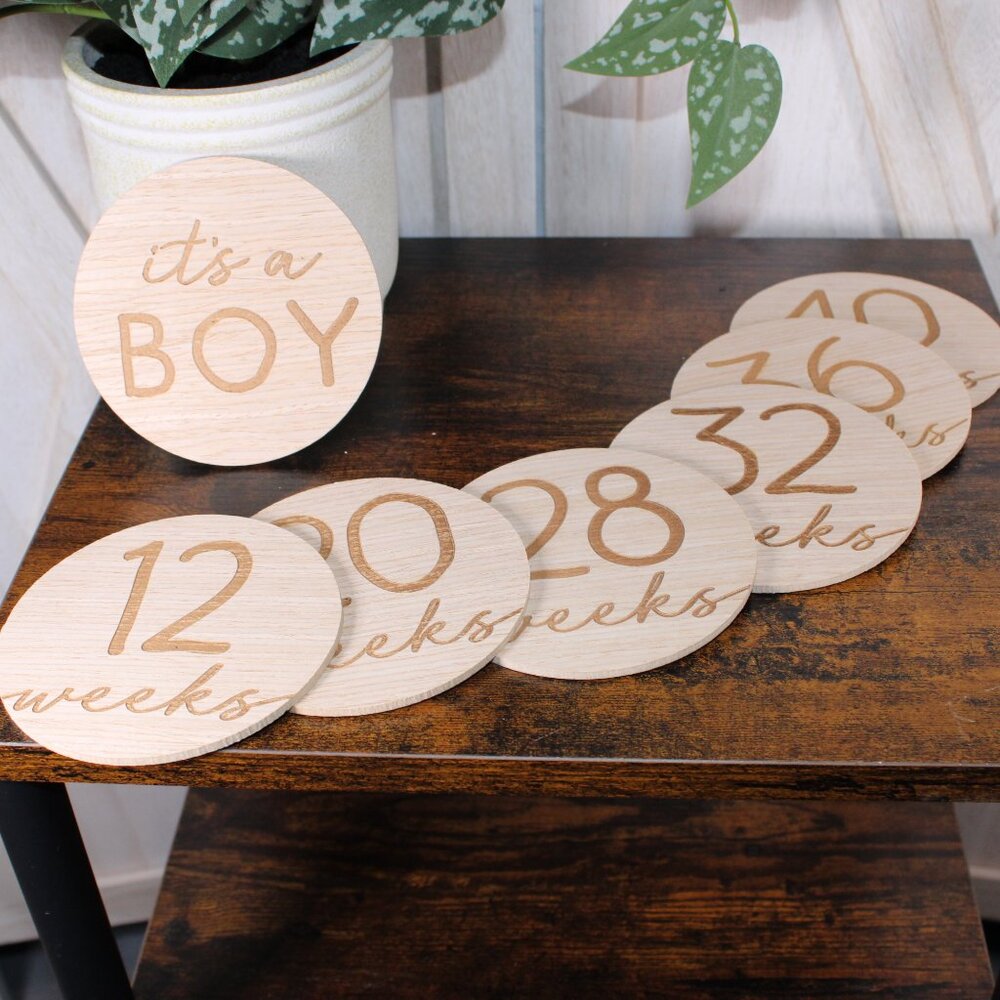 NWOT! Pregnancy/Maternity Wooden Weekly Growth Milestone Discs - Picture 2 of 15